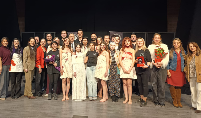 “Kim Konuştu?” tiyatro oyunu izleyicilerle buluştu