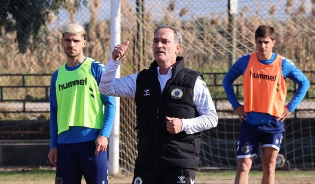 Teknik Direktör Cüneyt Biçer Menemenspor'da