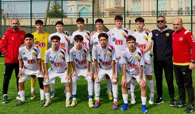 U15’ler play-off’ta U14 sezonu kapattı