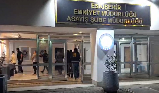 Eskişehir’de otomobil hırsızları yakalandı