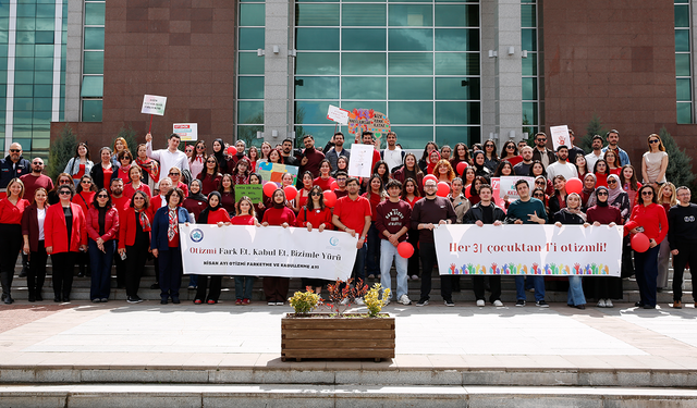ESOGÜ'de Dünya Otizm Farkındalık Günü için yürüdüler