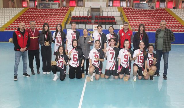 Futsalda kupalar sahiplerini buldu