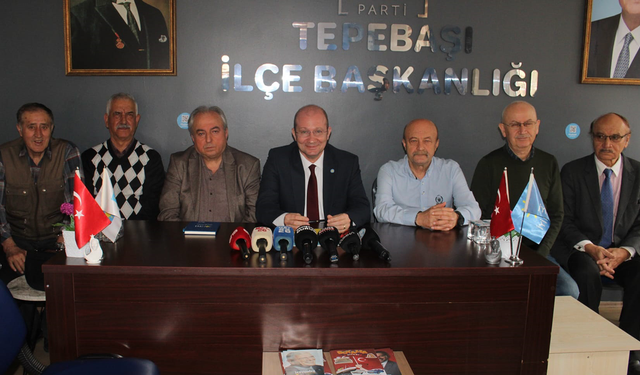 İYİ Parti’den Tepebaşı Belediyesi’ne eleştiri: “Halkın güvenini sarsıyor”