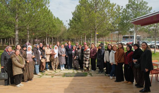 Mihalgazili kadınlar Ayşe Ünlüce ile buluştu