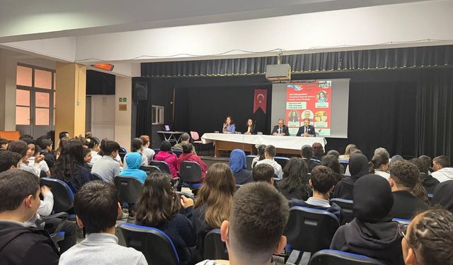 Eskişehir'de "Meslek Lisesi Yolculuğu'  buluşması düzenlendi