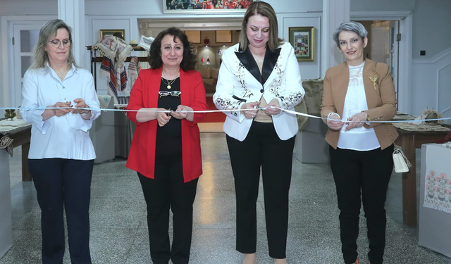 Eskişehir'de 'Anneler Günü Sergisi' gerçekleşti