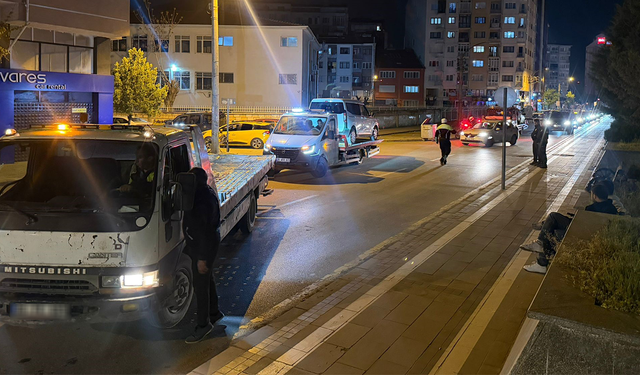 Eskişehir’de park yasağını ihlal eden 33 araç çekildi