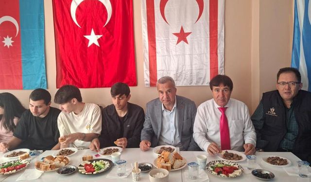 Eskişehir’de Türk Dünyası öğrencileri kahvaltıda buluştu