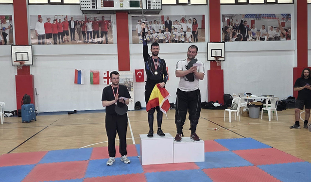 Eskişehirli sporcu İzmir'den başarı ile döndü