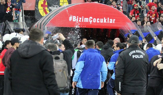 Karşılaşmanın ardından olaylar yaşandı