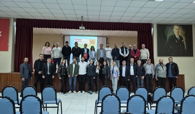 Mahmudiye’de “Hububat Hastalık ve Zararlıları” eğitimi