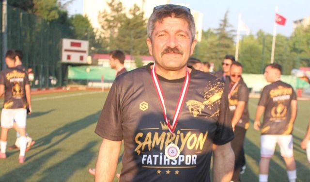 "Geçen yıl kaçırdık bu yıl namağlup şampiyonluk olduk"