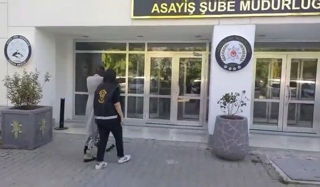 Eskişehir'de camiden çıktı 10 bin lirasını kaptırdı