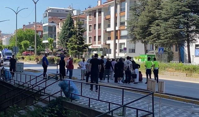 Eskişehir'de otomobilin çarptığı 84 yaşındaki vatandaş ağır yaralandı