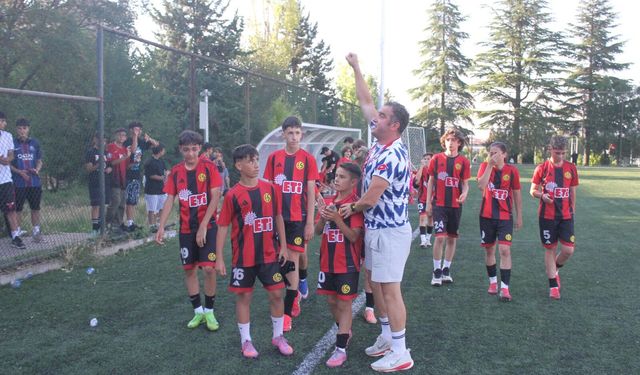 Bu görüntüler U13 Ligi finaline damga vurdu