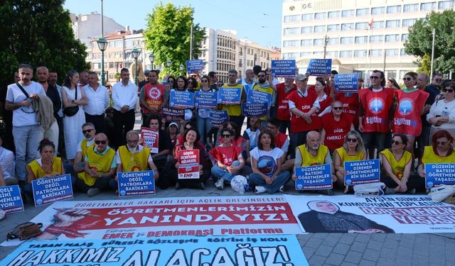 Eskişehir'de öğretmenlerden oturma eylemi: “Budanan haklarımızı geri istiyoruz”