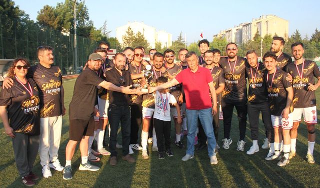 Namağlup tek şampiyon Fatihspor