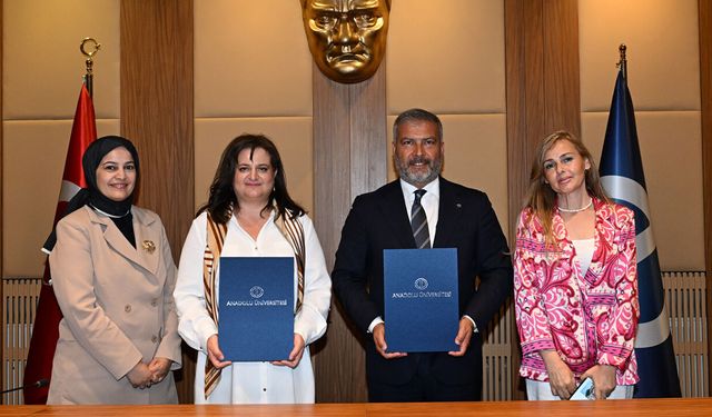 Anadolu Üniversitesi ve Haxhi Zeka Üniversitesi arasında akademik iş birliği