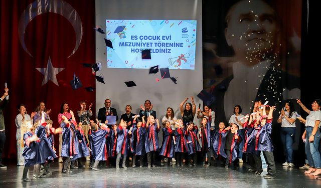 Es Çocuk Evi’nde mezuniyet coşkusu