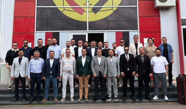 MHP'den Eskişehirspor'a 61. yıl ziyareti