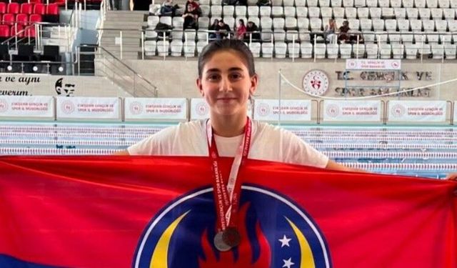 Naz Aksoy vize aldı