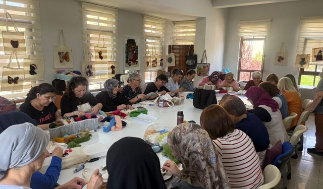 Odunpazarı’nda keçe kursiyerlerinden LÖSEV’e rengârenk destek