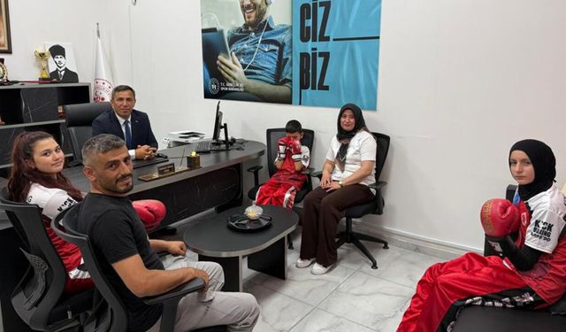 Sporculardan Beylikova Gençlik ve Spor İlçe Müdürü Gülmez’e ziyaret