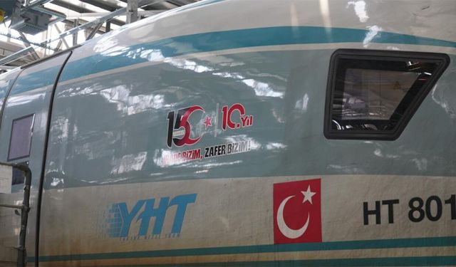 10 YHT seti, 15 Temmuz’un 10. yılı için özel logoyla hizmet verecek