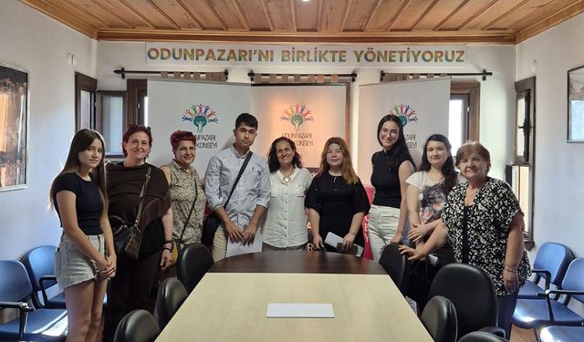 Eskişehir'de 'Kendini Keşfet' rüzgârı: Geleceğe dair yeni fikirler kazandılar