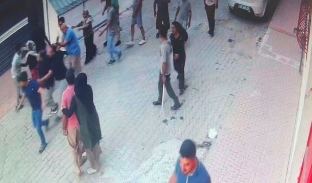 Eskişehir'de ortalık savaş alanına döndü: 2 polis ve 6 kişi yaralandı