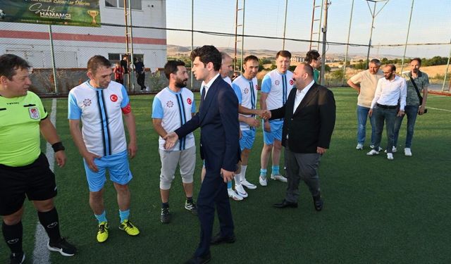 İnönü'de futbol şöleni başladı