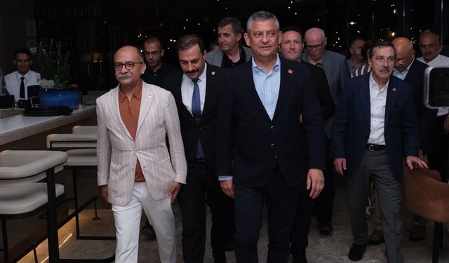 Özgür Özel Eskişehir’de: Milletvekilleri ve belediye başkanları karşıladı