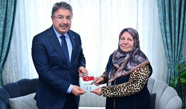 Vali Yılmaz, Merhum Kıbrıs Gazisi Tınmaz'ın ailesine taziye ziyaretinde bulundu