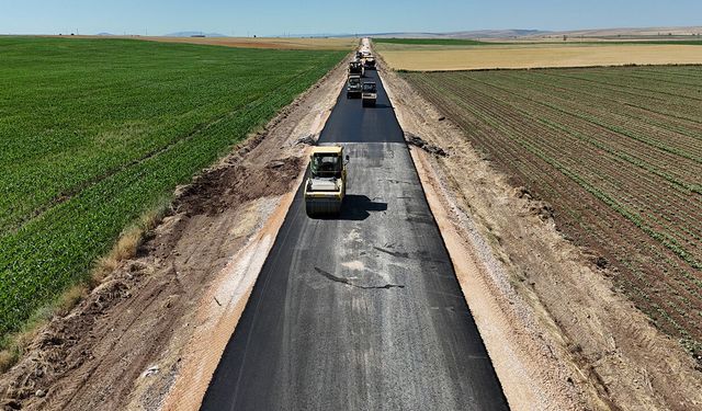 Yenikent–Yazıdere yolunda yenileme çalışmaları sürüyor
