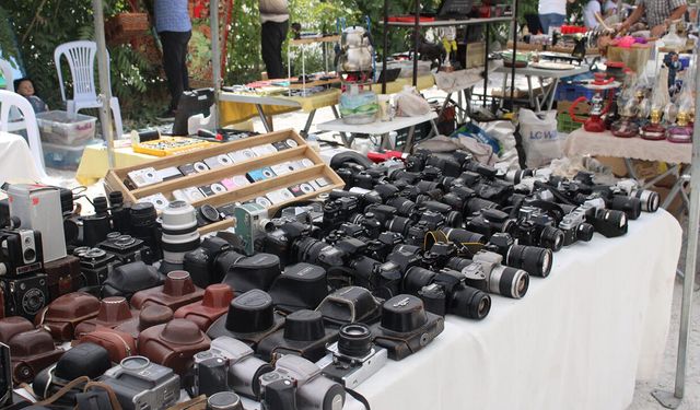 Eskişehir antika pazarında zamanda yolculuk