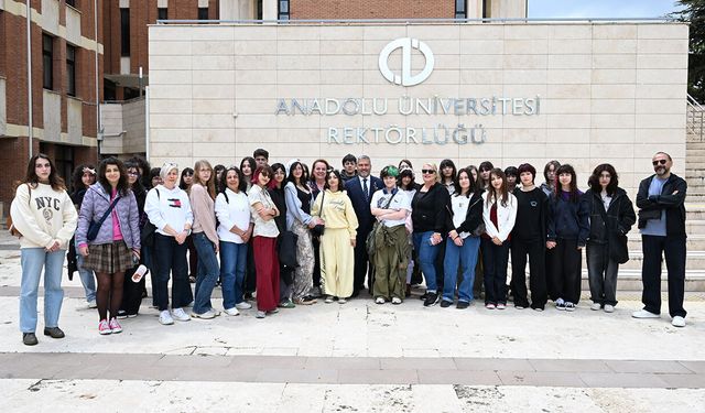 Eskişehir’de Anadolu Üniversitesi’ne yoğun ilgi: 23 bin aday kampüsü gezdi