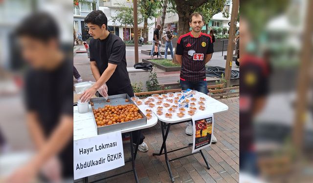 Eskişehir'de Zafer Bayramı’nda anlamlı lokma ikramı