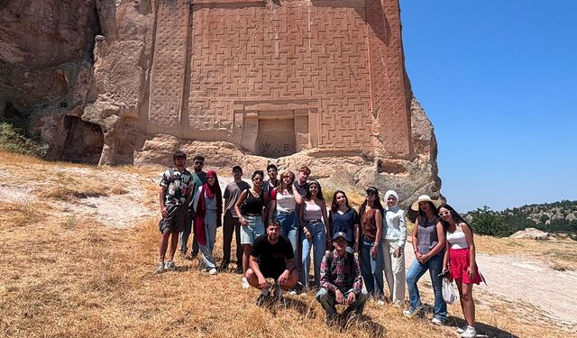 Eskişehir'i keşfetmek için geldiler! Uluslararası öğrencilerin rotası dikkat çekti