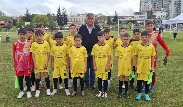Özen’den amatör futbol uyarısı “Alarm veriyor”