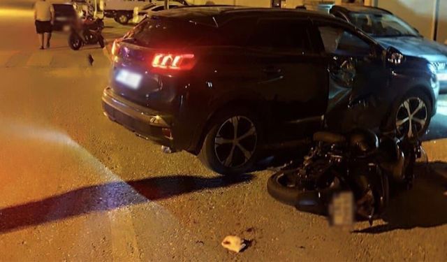 Sivrihisar’da motosiklet ve otomobil çarpıştı