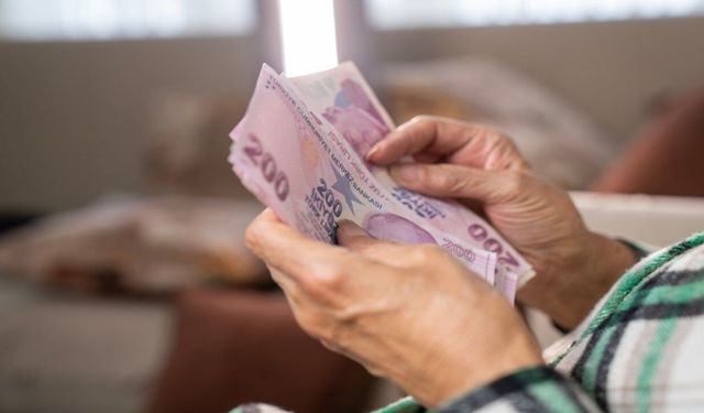 En düşük emekli aylığı fark ödemeleri ne zaman hesaplara yatacak?