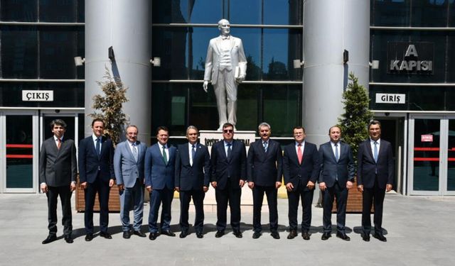 Eskişehir'de Yeni Adli Yıl açılışı: Adalet Bakan Yardımcısı Tuncay adliyeyi ziyaret etti