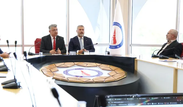 Anadolu Üniversitesi ve Dumlupınar Üniversitesinden eğitim hamlesi