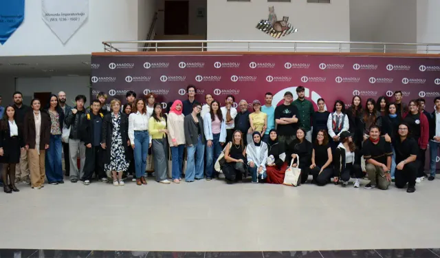 Anadolu Üniversitesinin yeni konukları Eskişehir’i keşfetmeye başladı