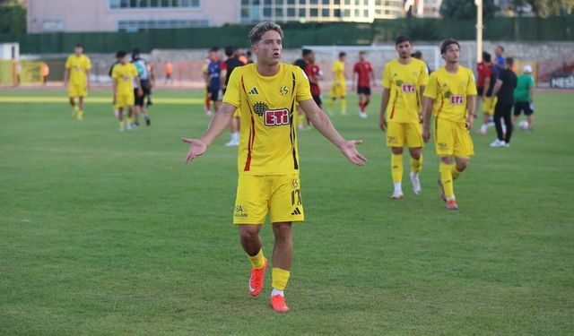 Eskişehirspor’da sağ bek için yeni aday