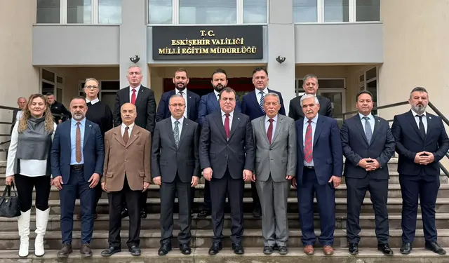Ayhan Sezer’den İl Millî Eğitim Müdürü’ne ziyaret
