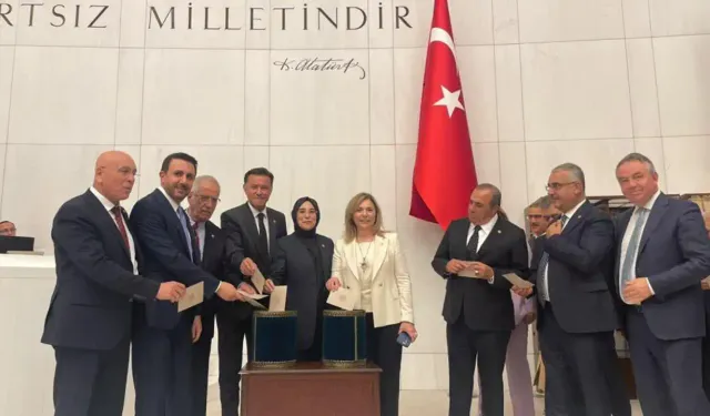 Eskişehir Milletvekili Hatipoğlu’ndan Meclis mesaisi paylaşımı: Yasama çalışmalarımız sürüyor