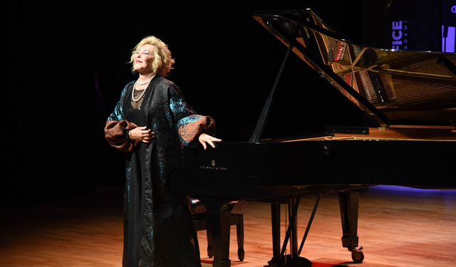 Eskişehir’de sanat dolu açılış: Gülsin Onay “Chopin Gecesi” ile sahne aldı