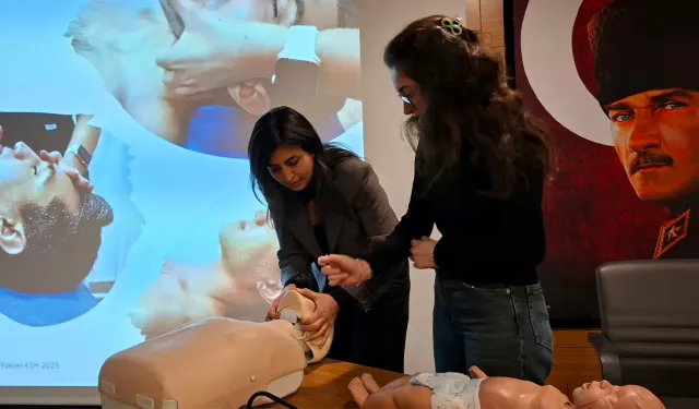 Eskişehir'de üç gün süren acil sağlık eğitimi sona erdi