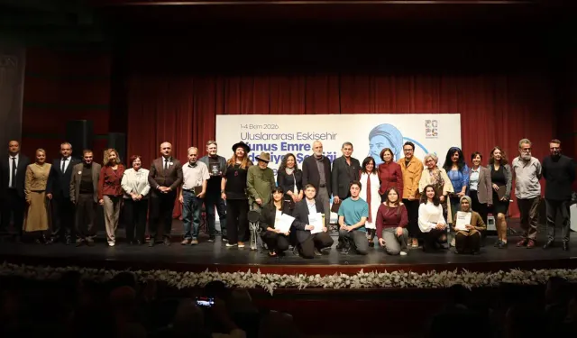 Eskişehir’de Yunus Emre Edebiyat Şenliği başladı: Usta isimler kentte buluştu
